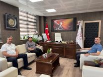 Seher Ünsal, Kırşehir’in Hastane Yöneticileriyle Bir Araya Geldi